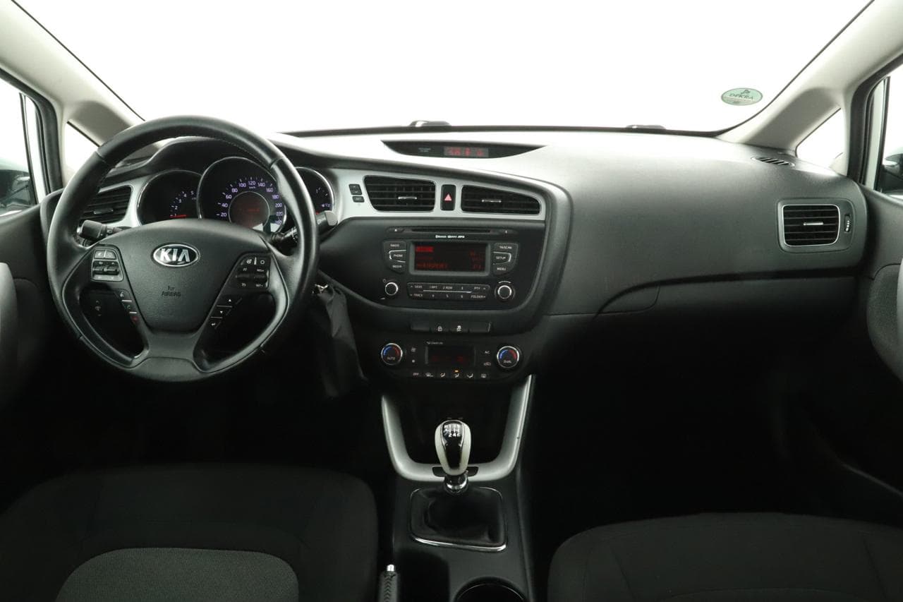 2014 Kia CEE'D - 14