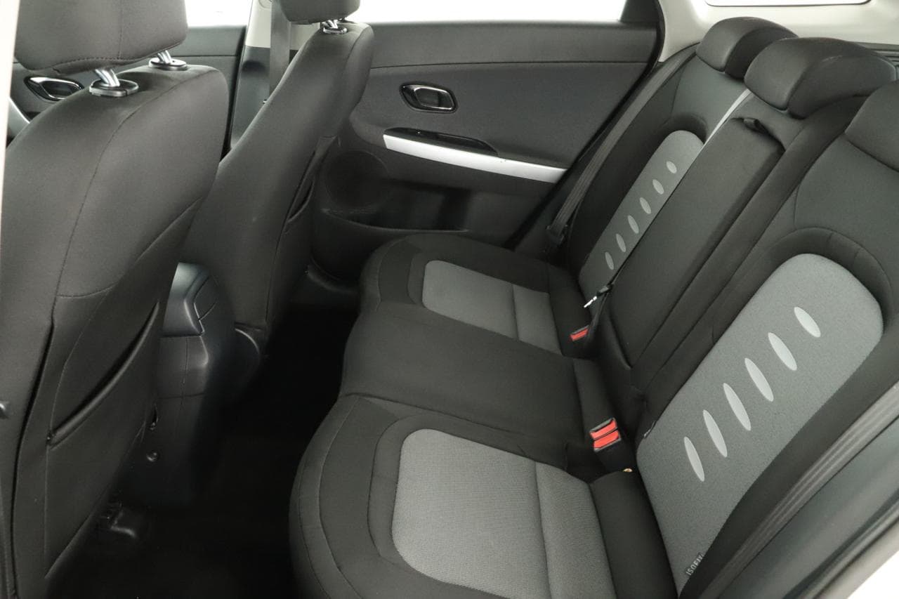 2014 Kia CEE'D - 18