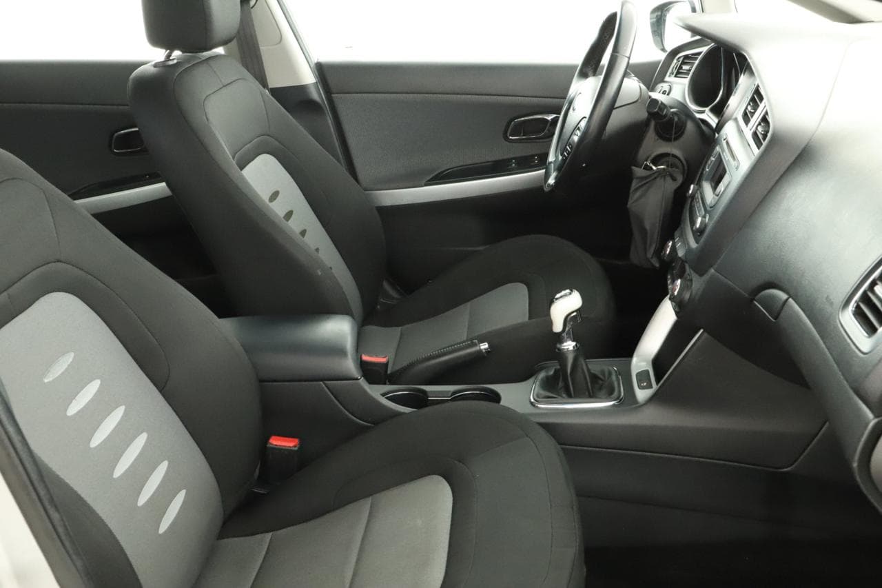 2014 Kia CEE'D - 31