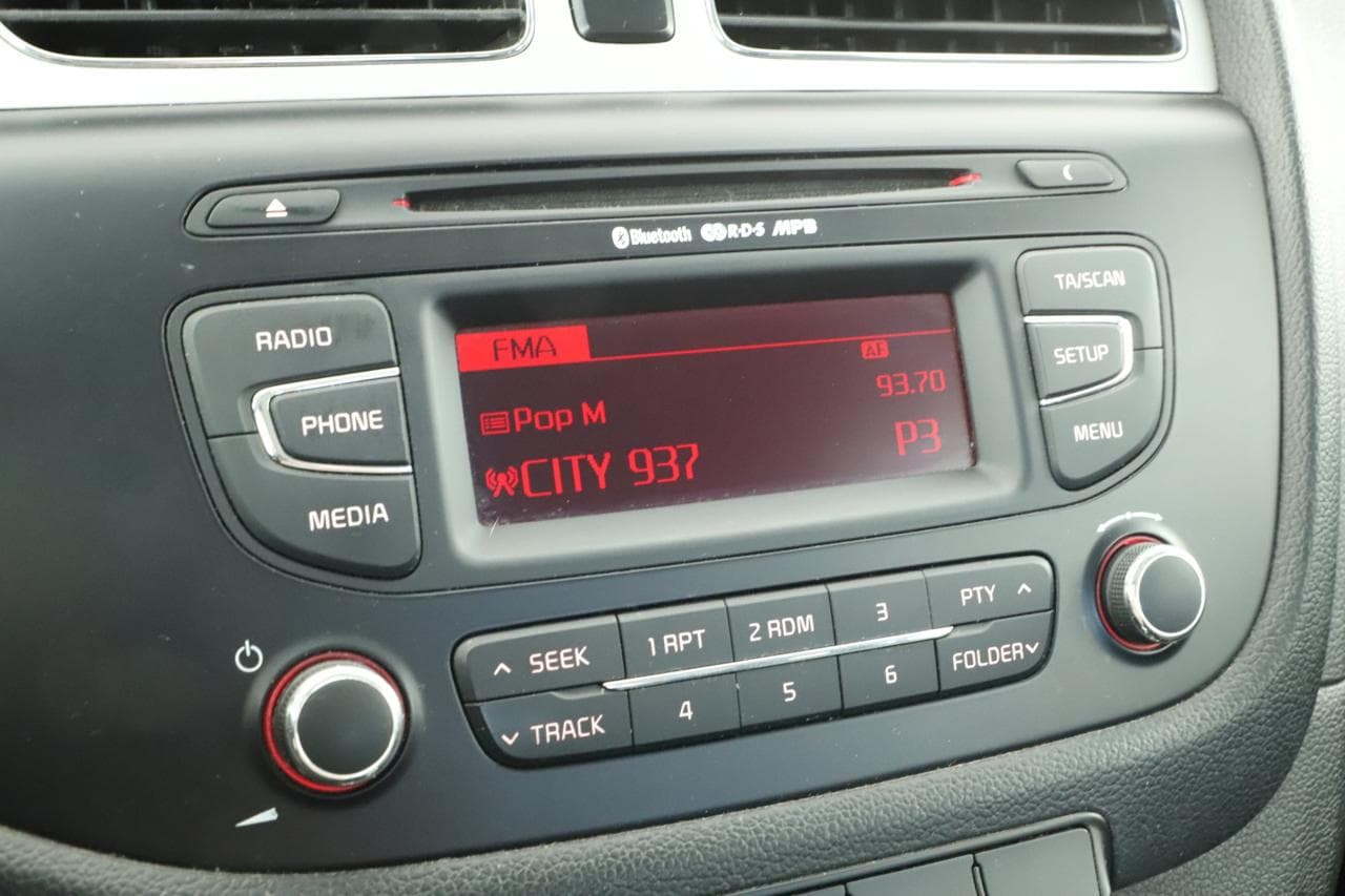 2014 Kia CEE'D - 26