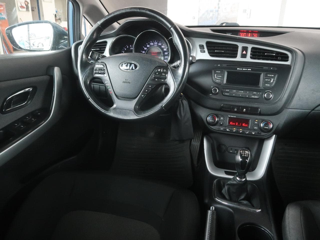 2012 Kia CEE'D - 9