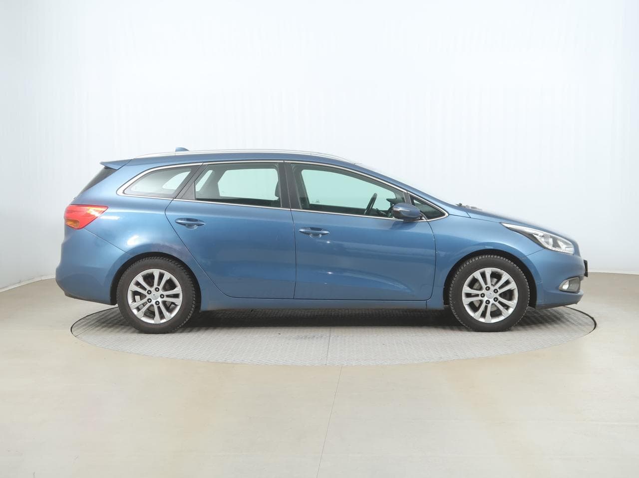 2012 Kia CEE'D - 8