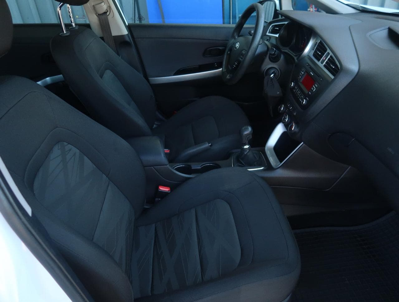 2013 Kia CEE'D - 12