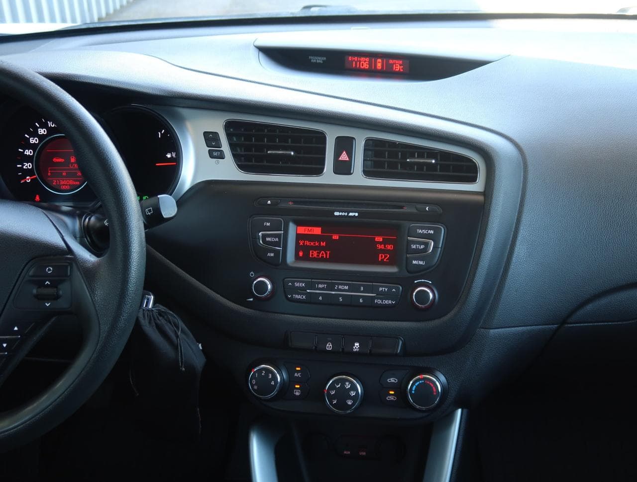 2013 Kia CEE'D - 18