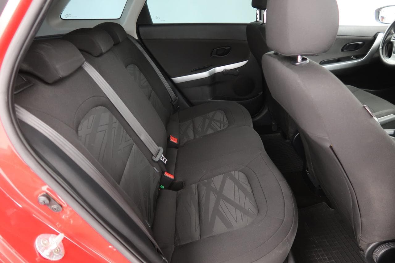 2015 Kia CEE'D - 18