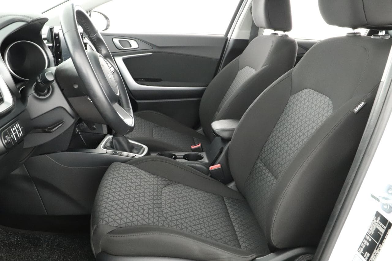 2023 Kia CEE'D - 13