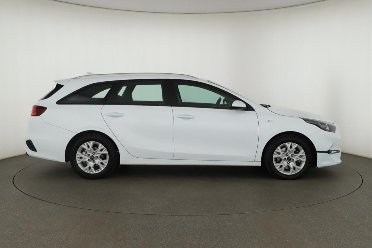 2023 Kia CEE'D - 8