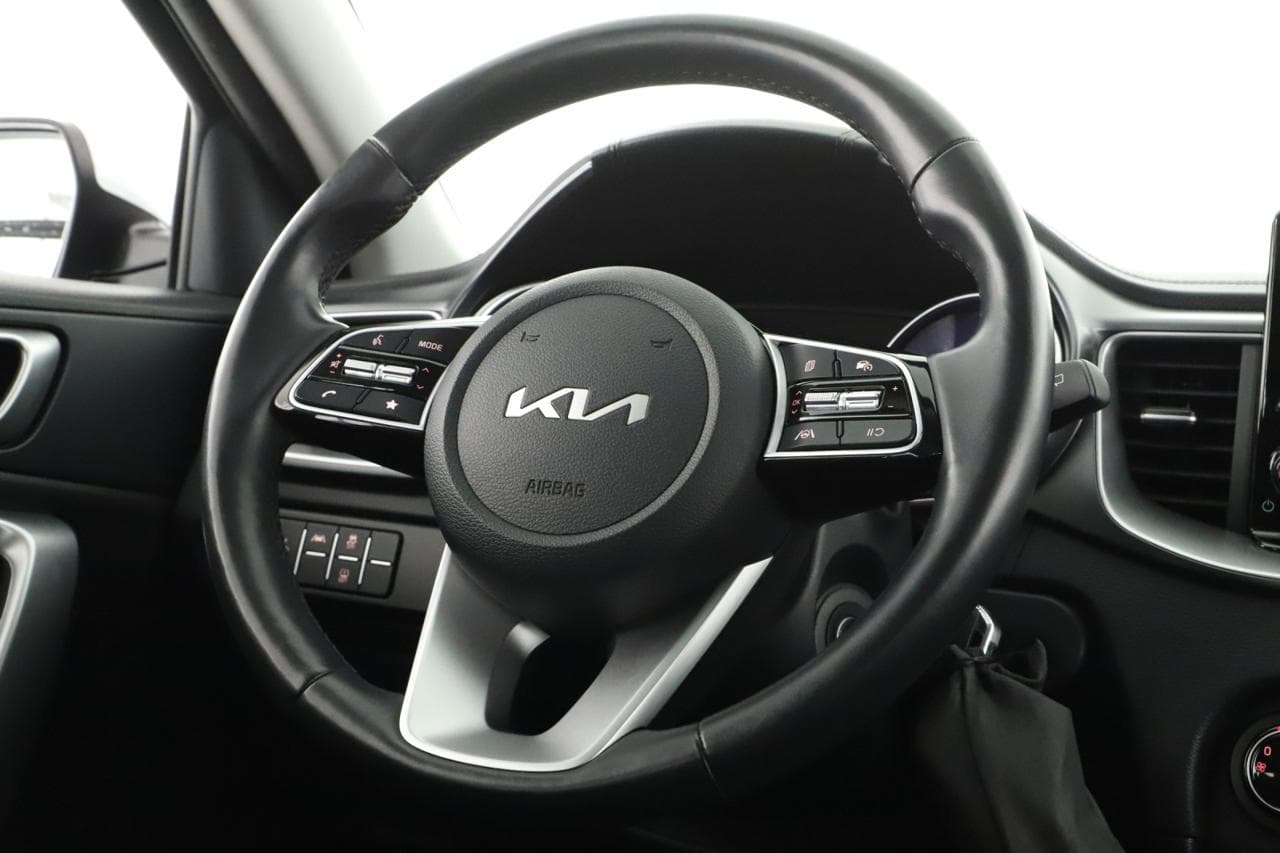 2023 Kia CEE'D - 14