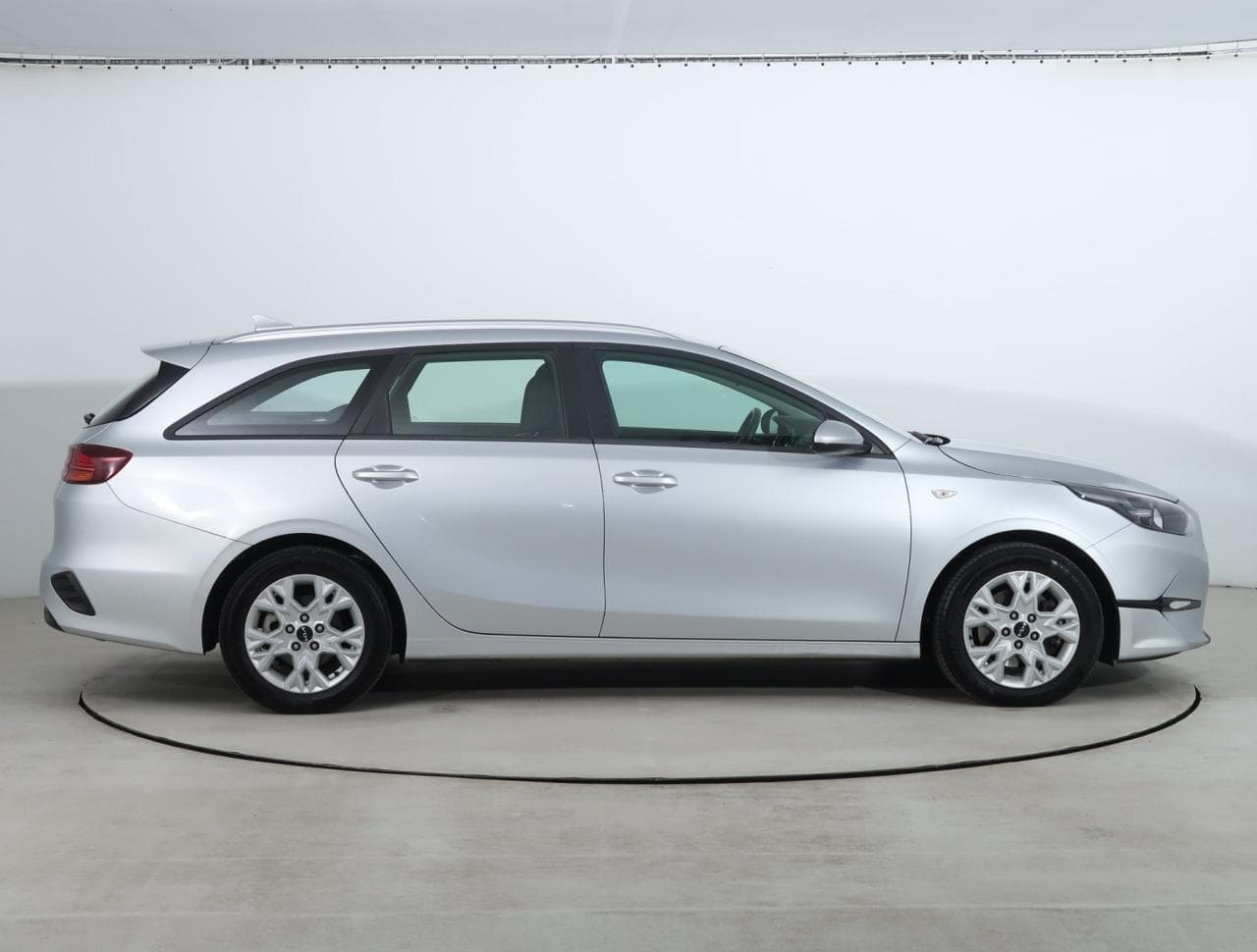 2023 Kia CEE'D - 8