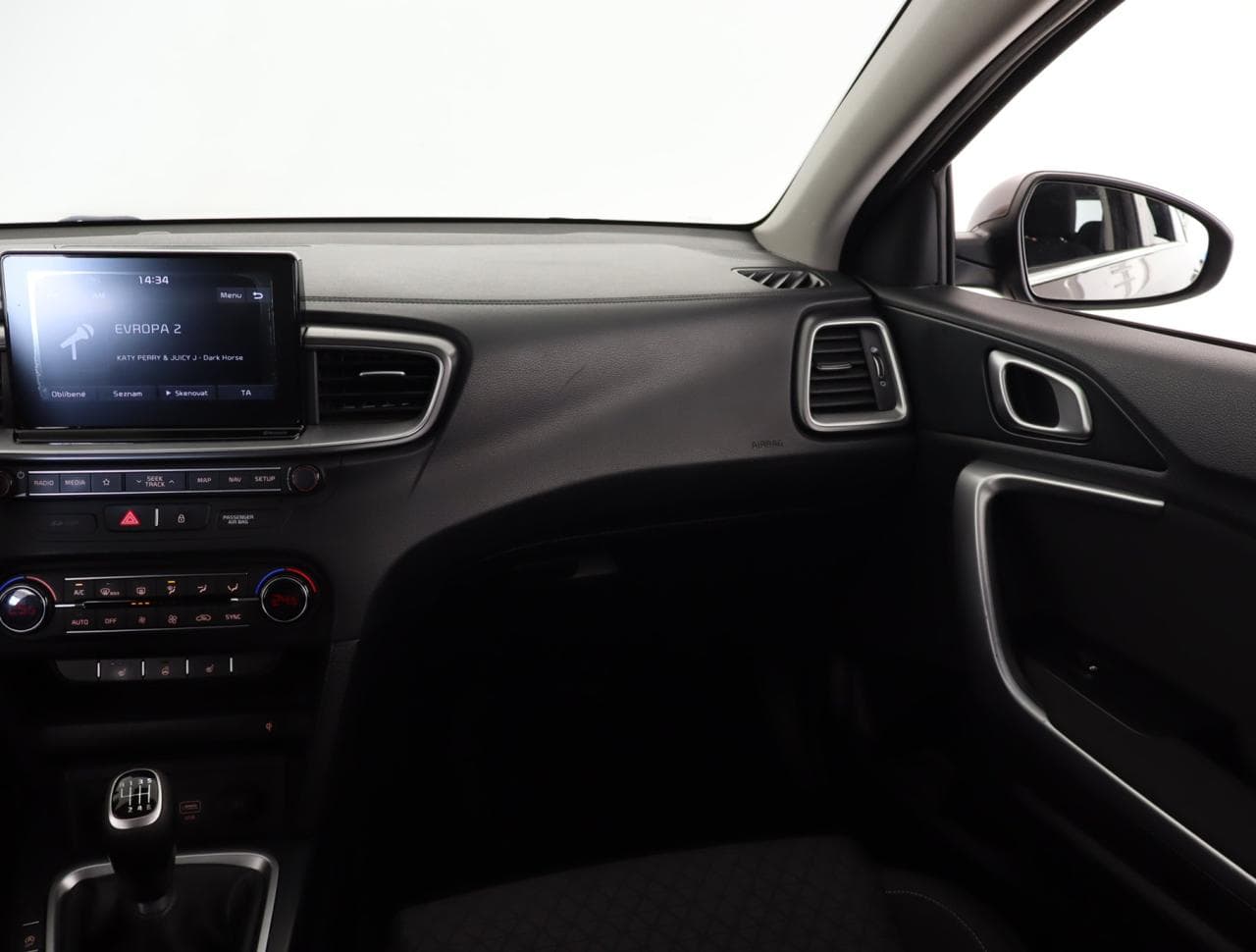 2019 Kia CEE'D - 11