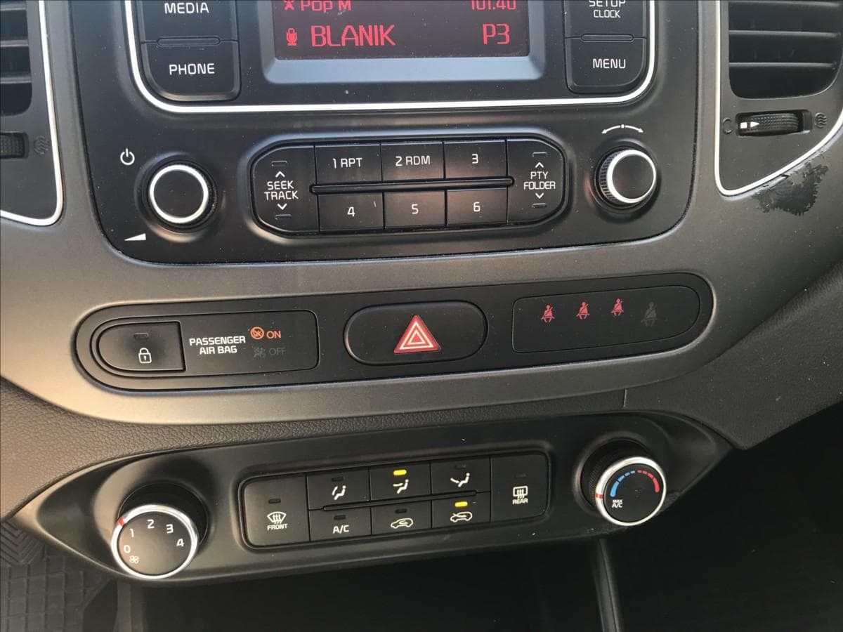 2015 Kia CARENS - 13