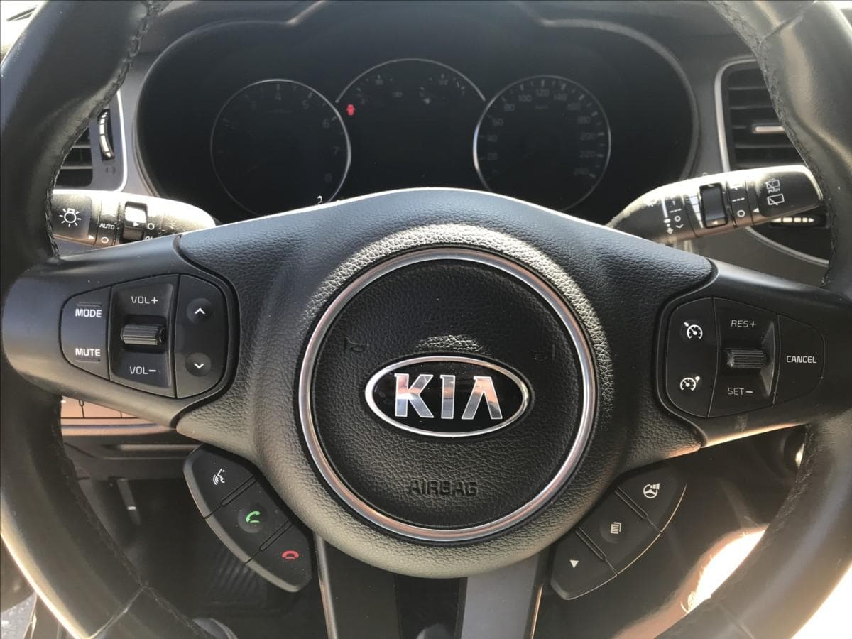 2015 Kia CARENS - 10