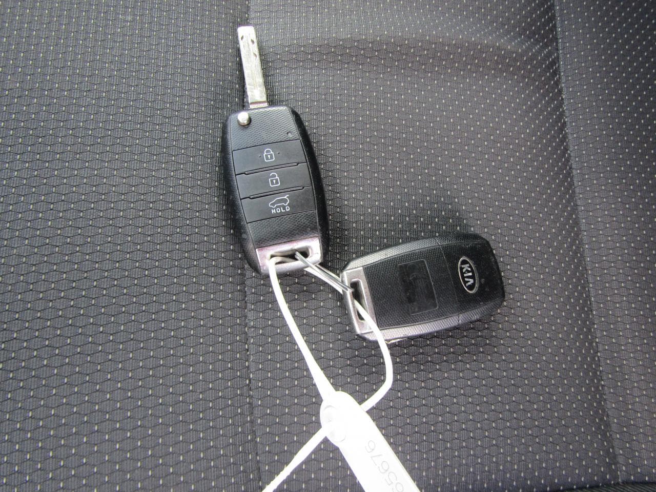 2014 Kia CARENS - 18