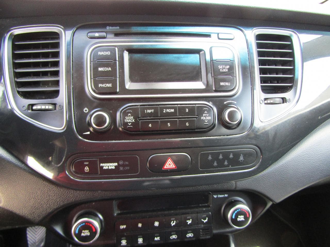 2014 Kia CARENS - 14