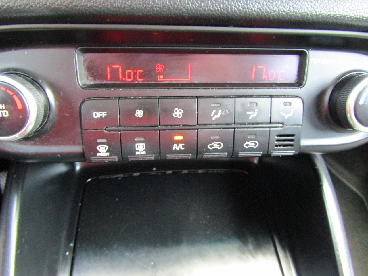 2014 Kia CARENS - 16