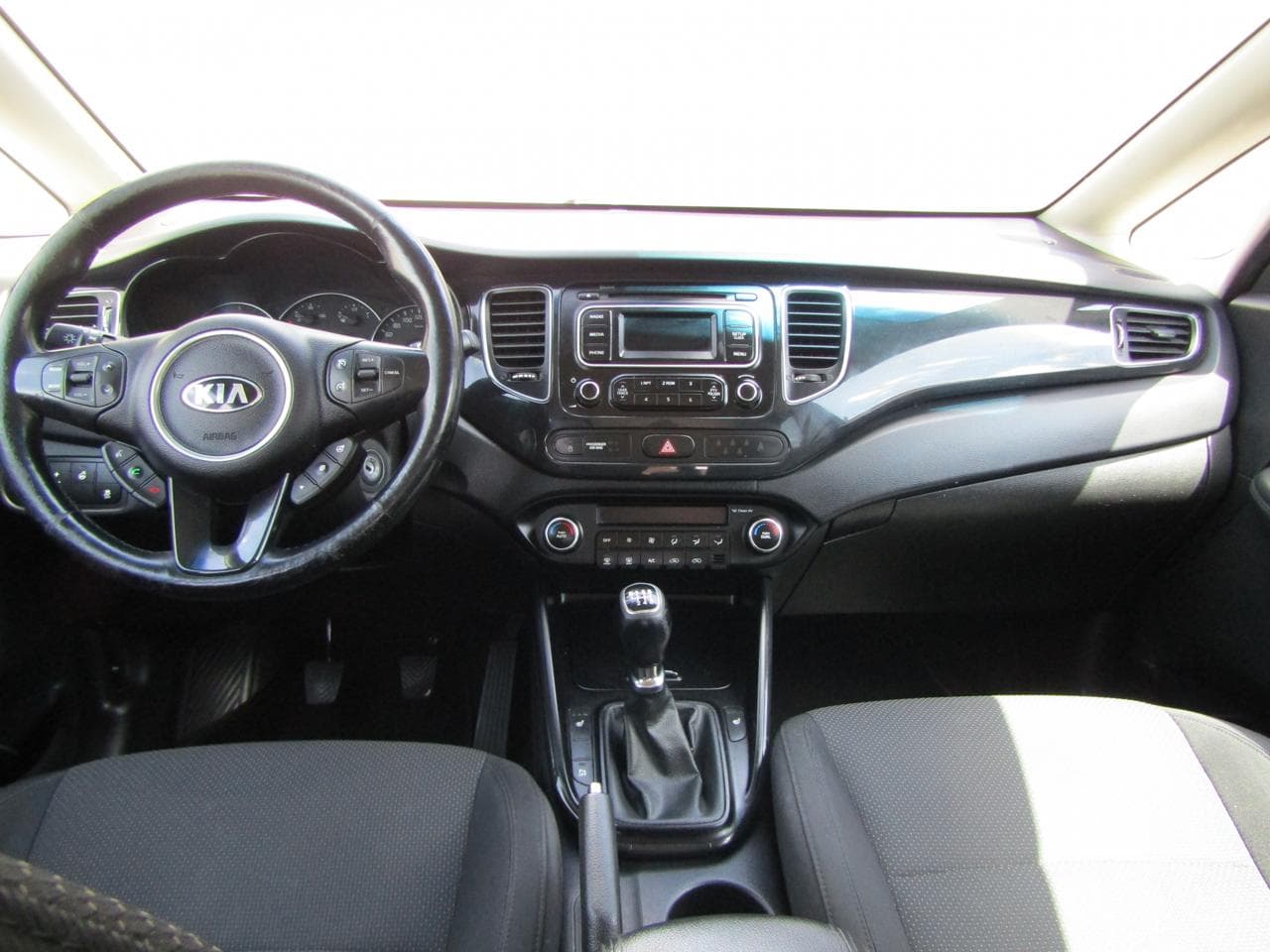 2014 Kia CARENS - 8