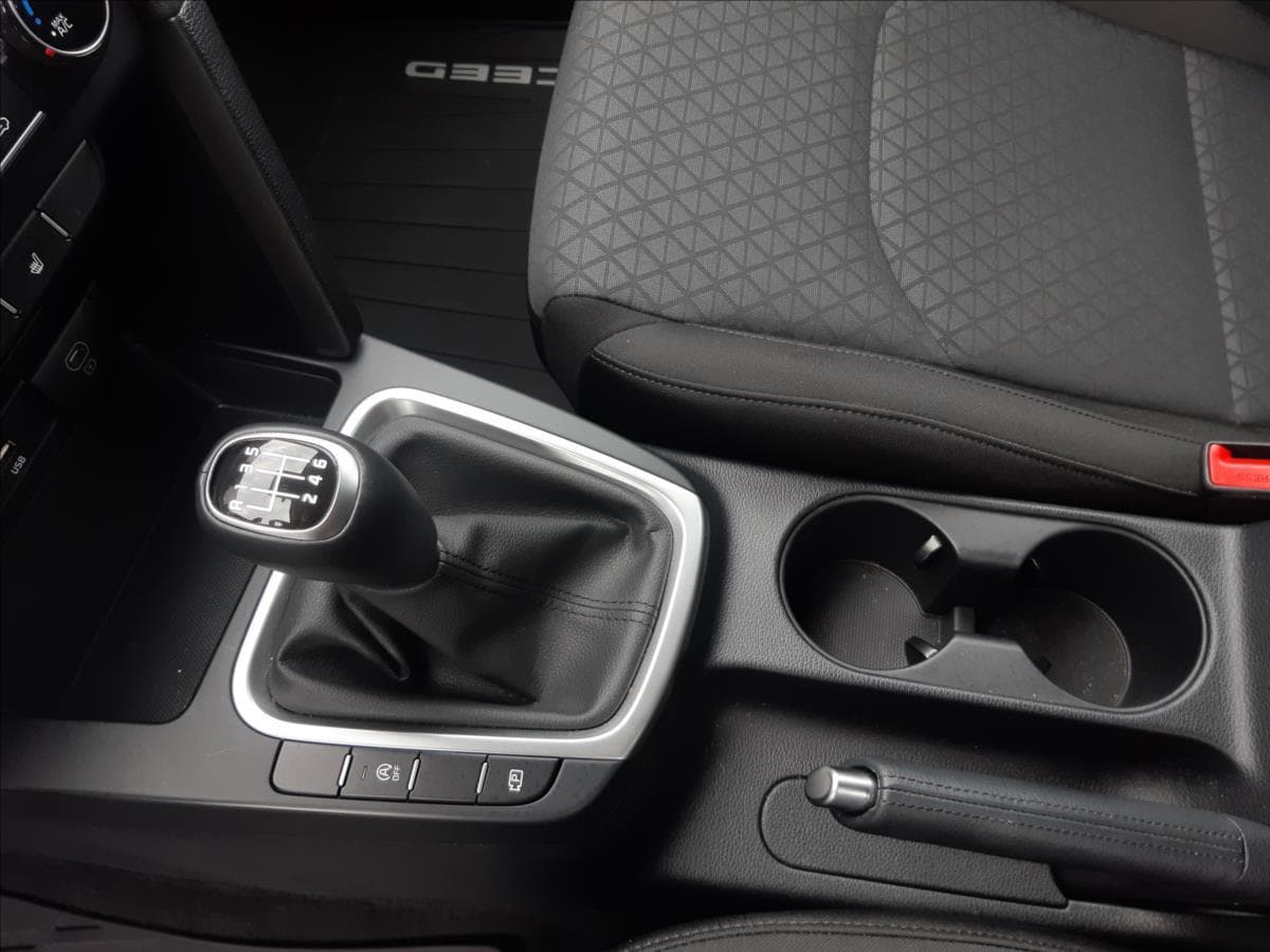 2024 Kia CEE'D - 12