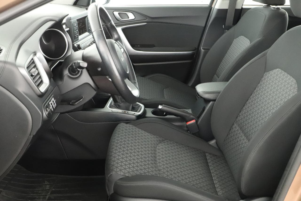 2022 Kia CEE'D - 12