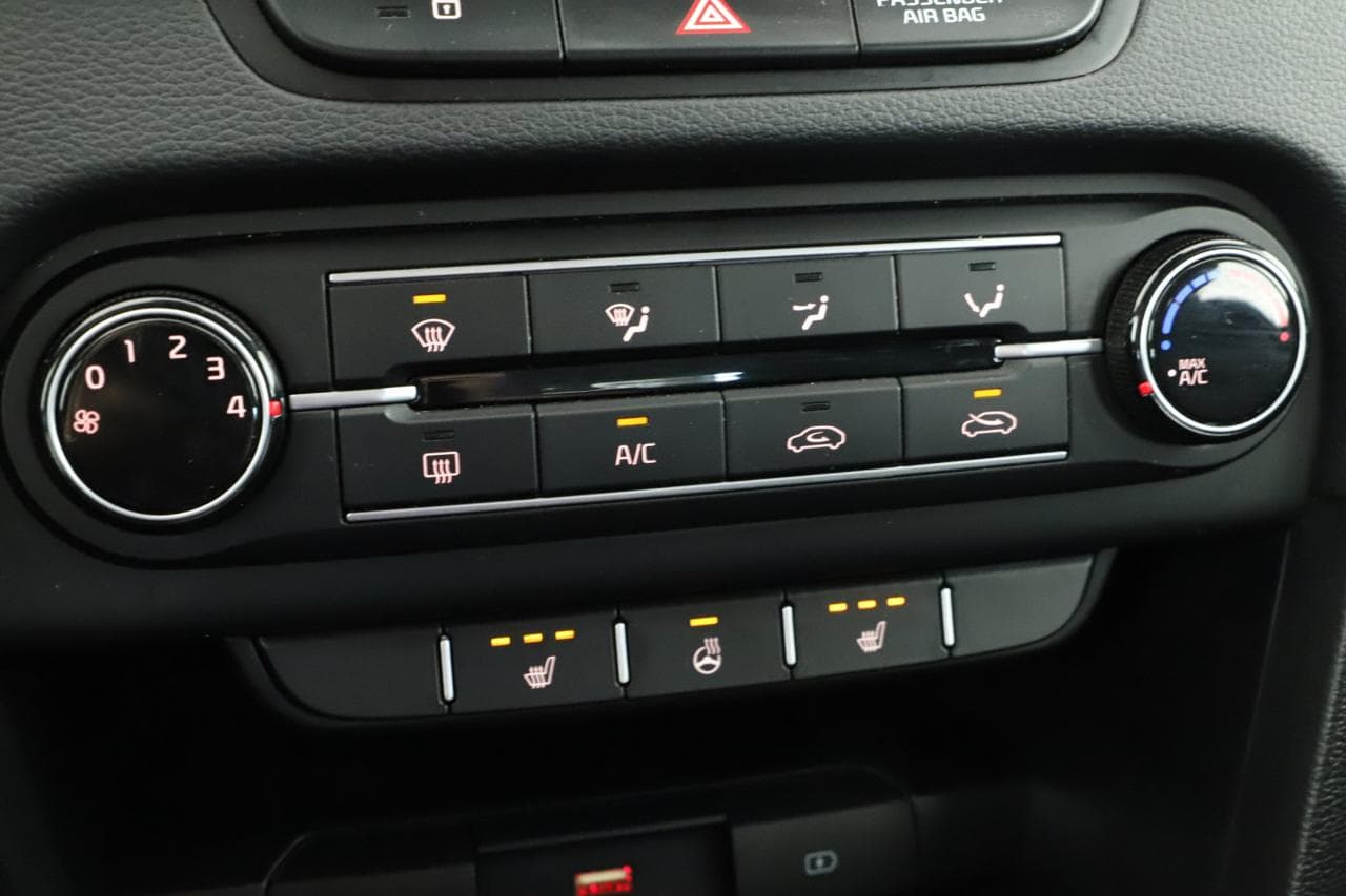 2022 Kia CEE'D - 22