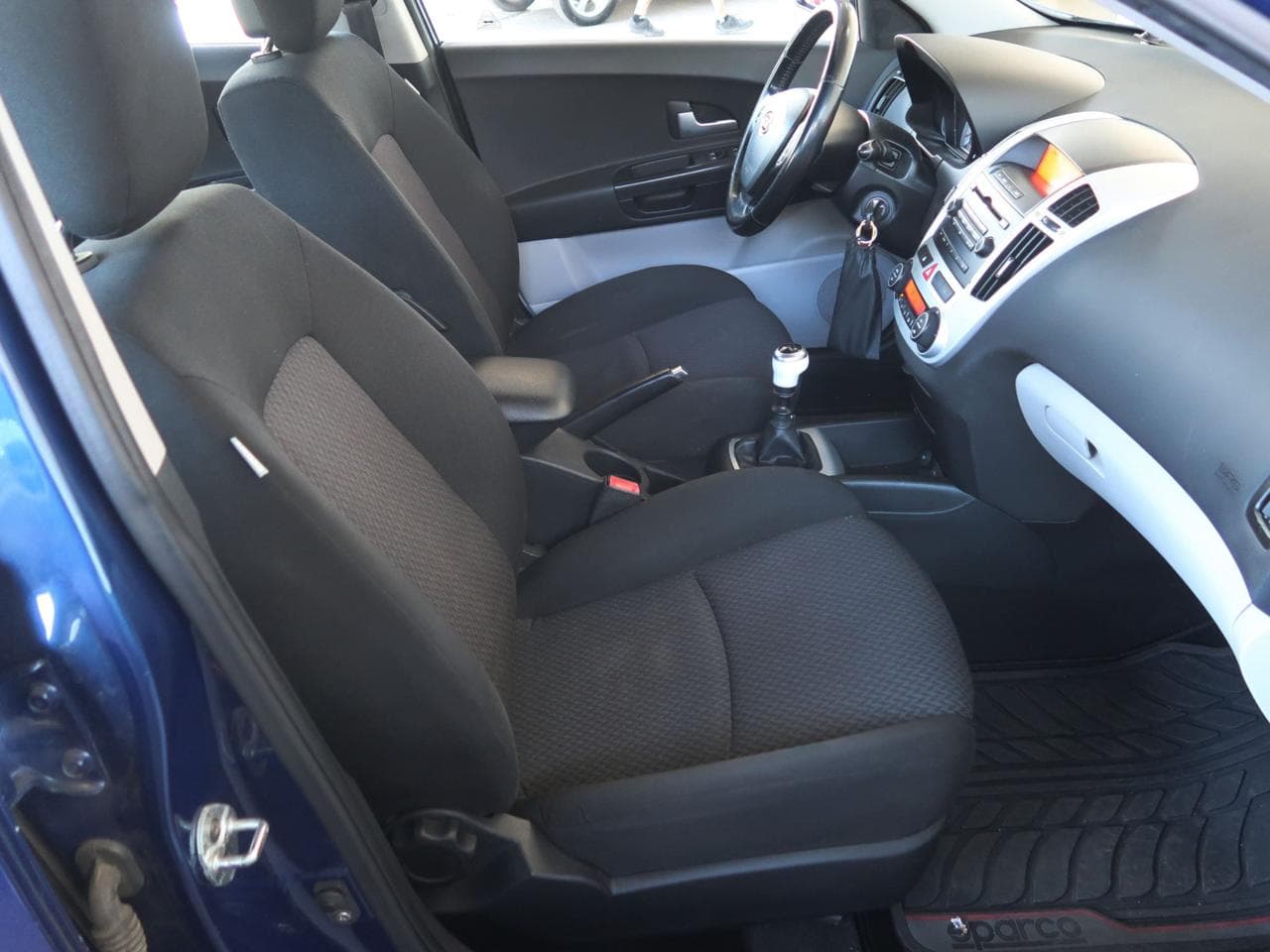 2009 Kia CEE'D - 12