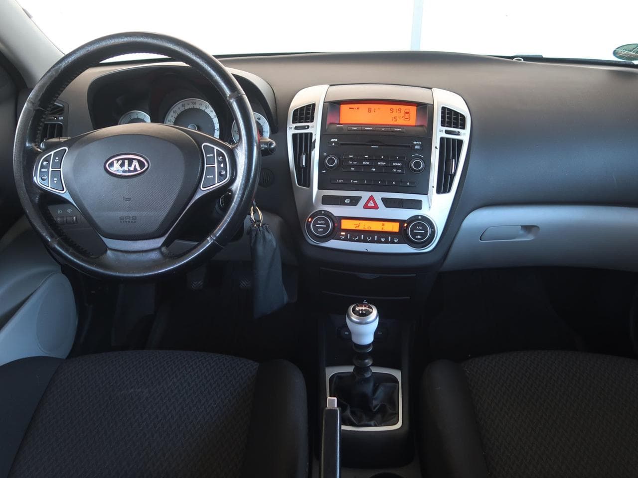 2009 Kia CEE'D - 10