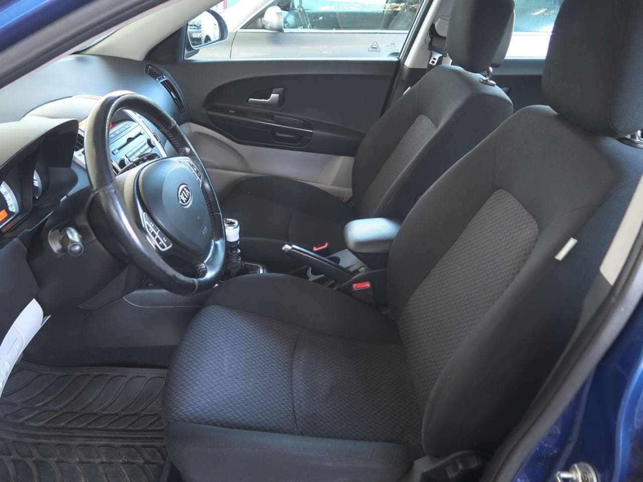 2009 Kia CEE'D - 16
