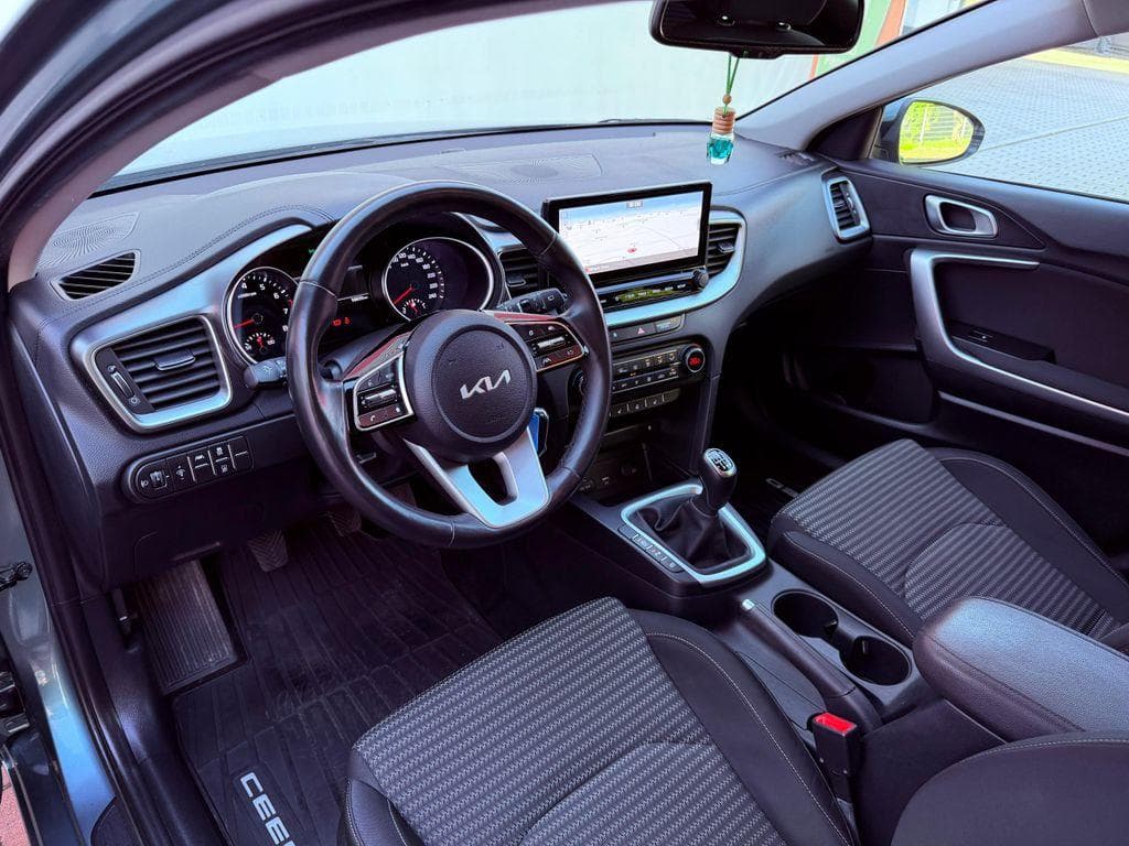 2022 Kia CEE'D - 15