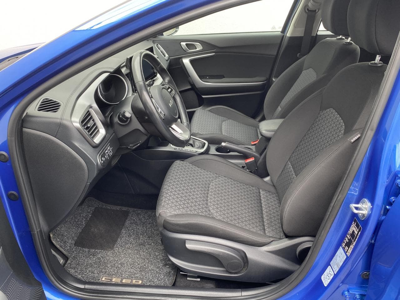 2023 Kia CEE'D - 17
