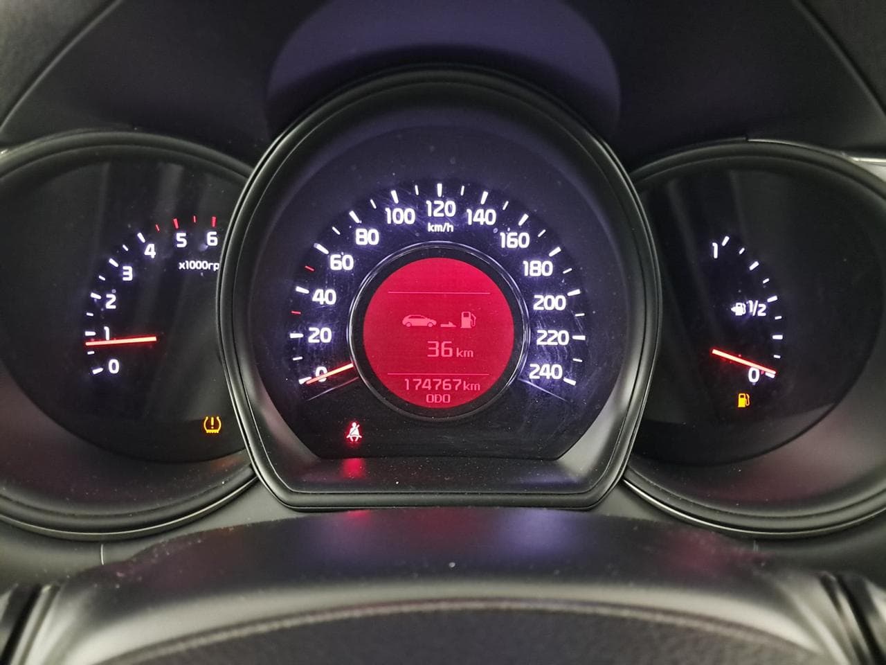 2016 Kia CEE'D - 27