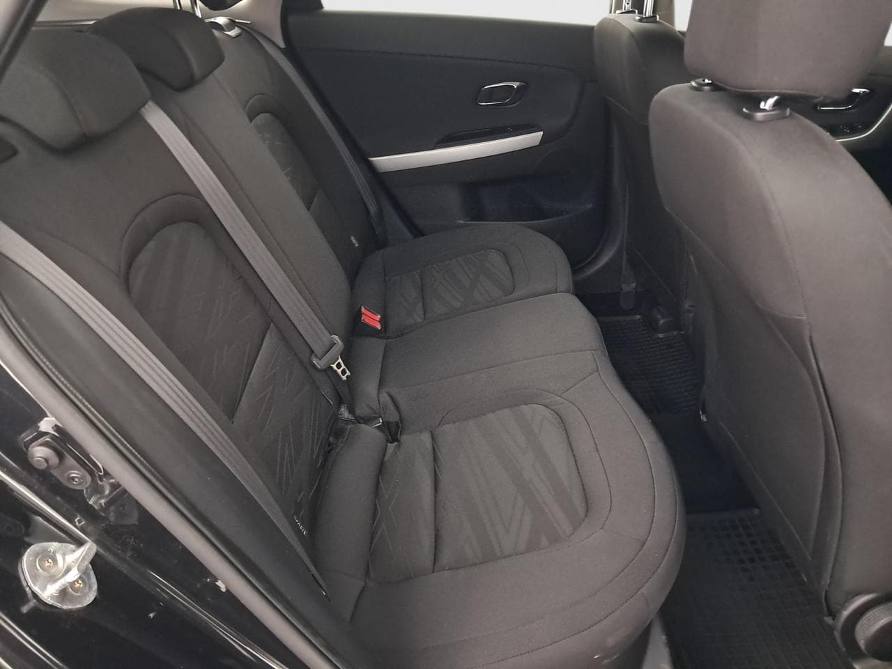 2016 Kia CEE'D - 19