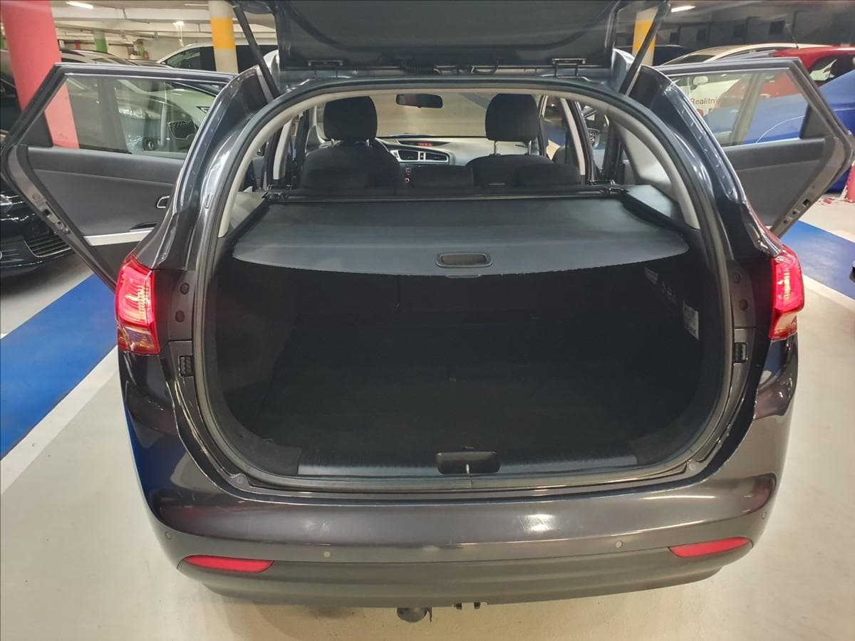 2013 Kia CEE'D - 17