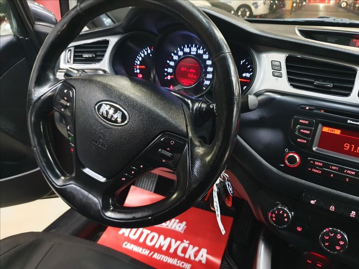 2013 Kia CEE'D - 8