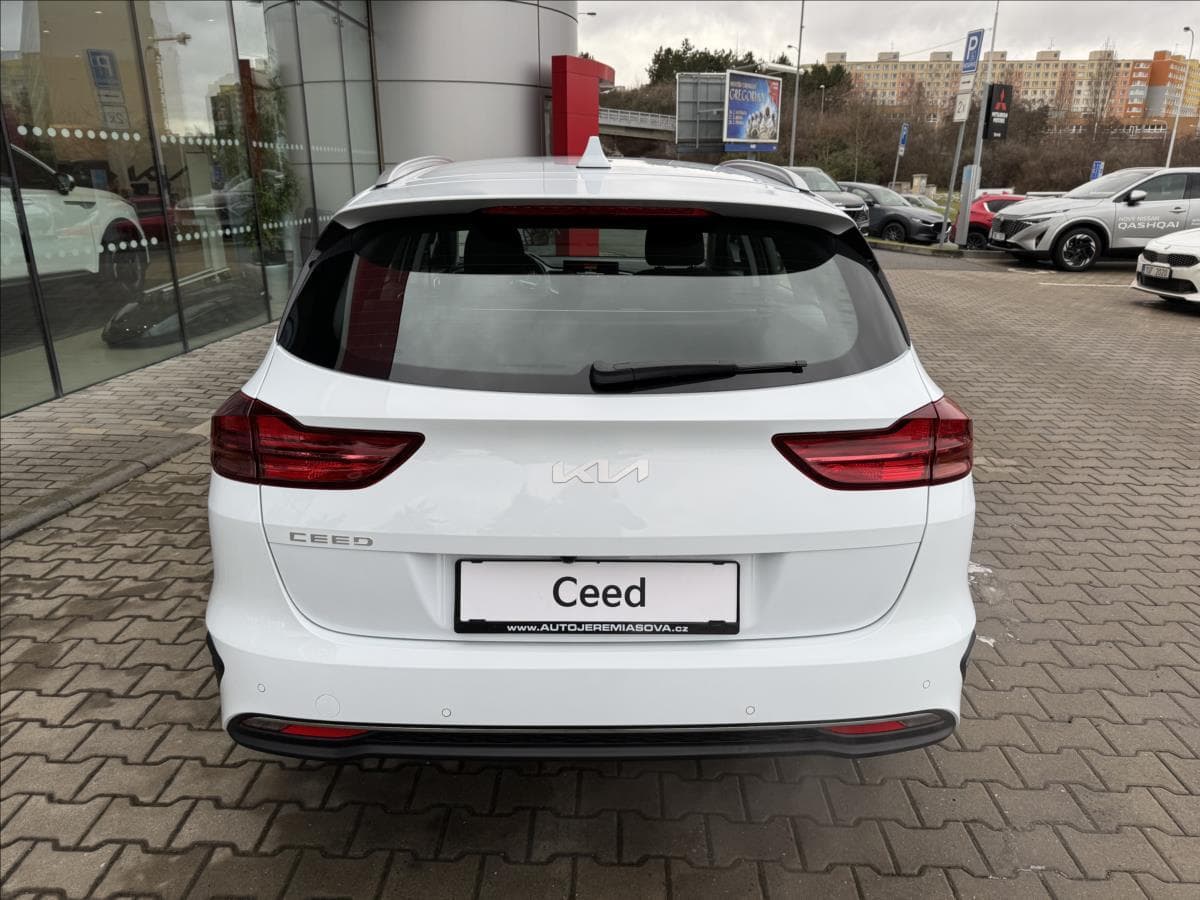 2025 Kia CEE'D - 6