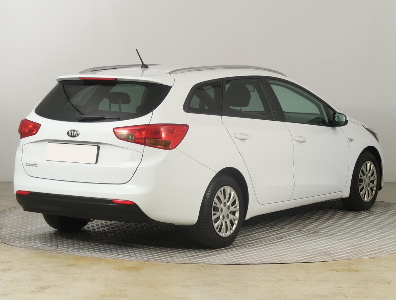 2013 Kia CEE'D - 7