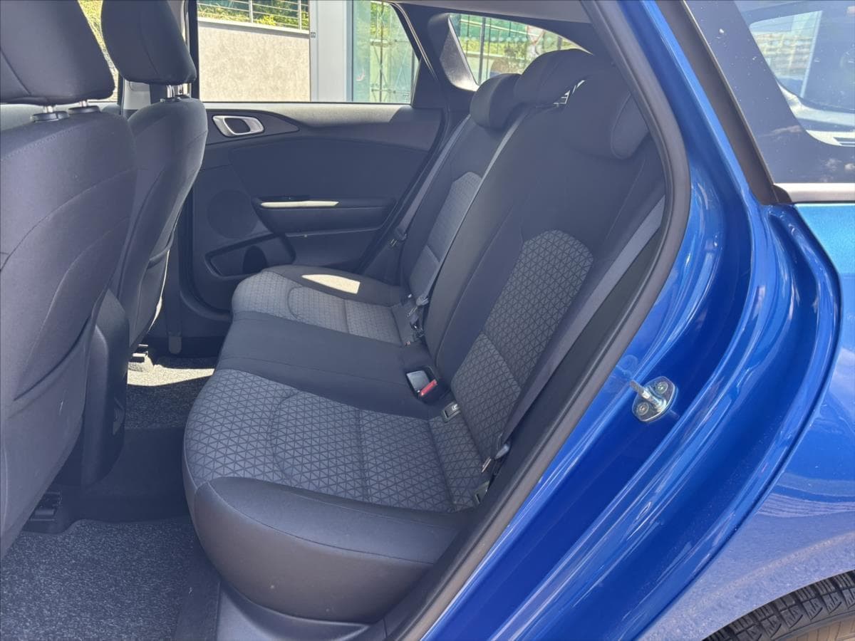 2023 Kia CEE'D - 12