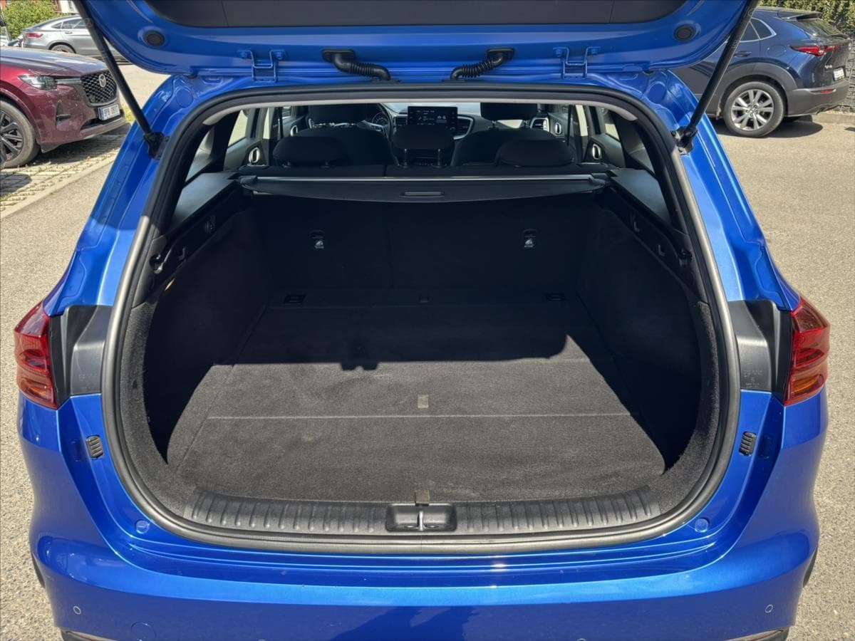 2023 Kia CEE'D - 13