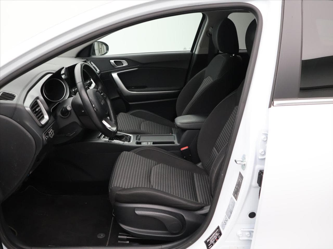 2024 Kia CEE'D - 11