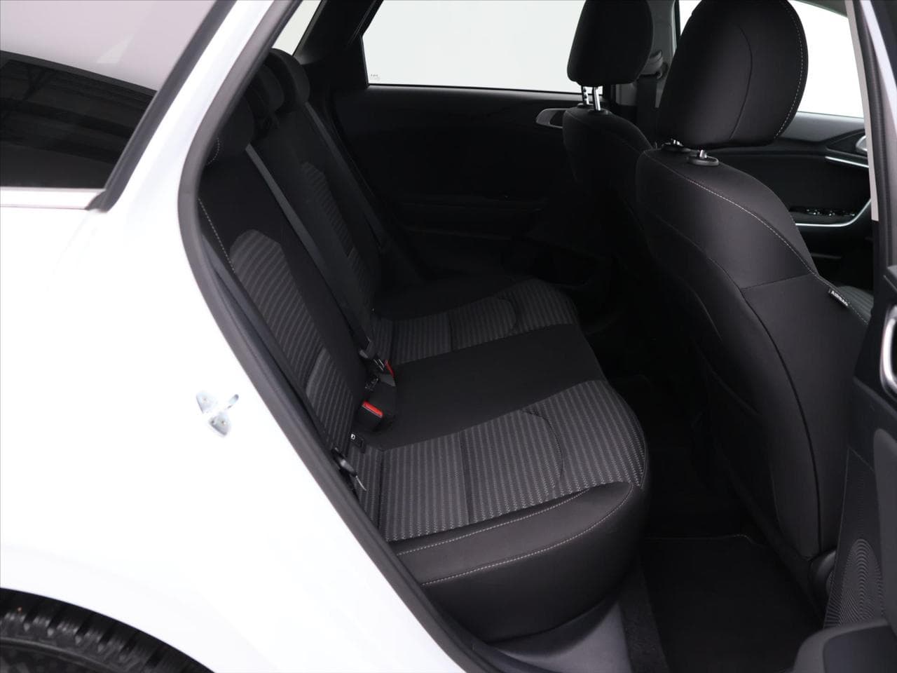 2022 Kia CEE'D - 13