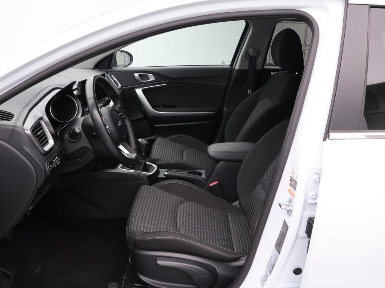 2022 Kia CEE'D - 11