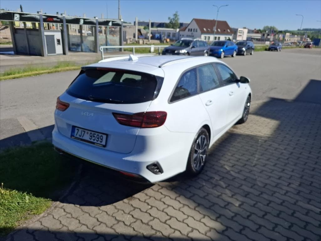 2025 Kia CEE'D - 12