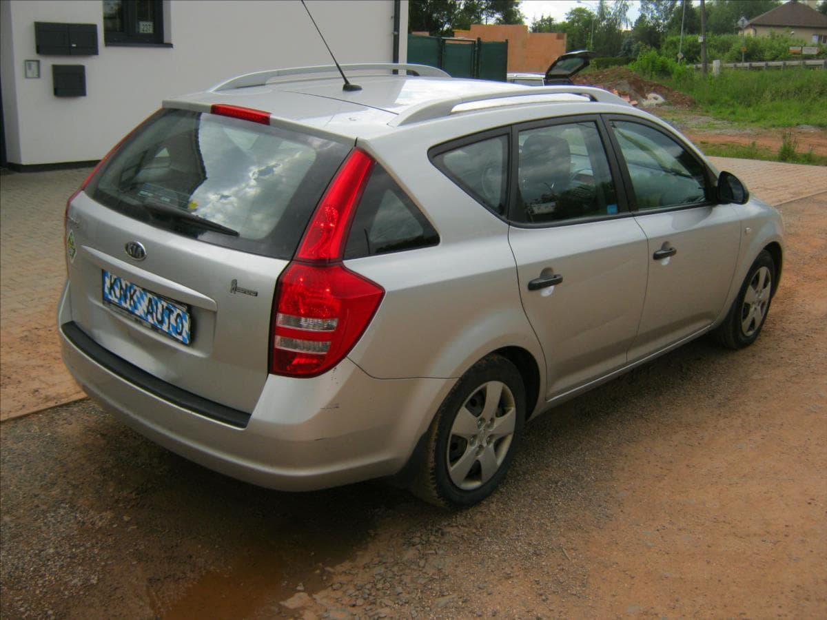 2008 Kia CEE'D - 9