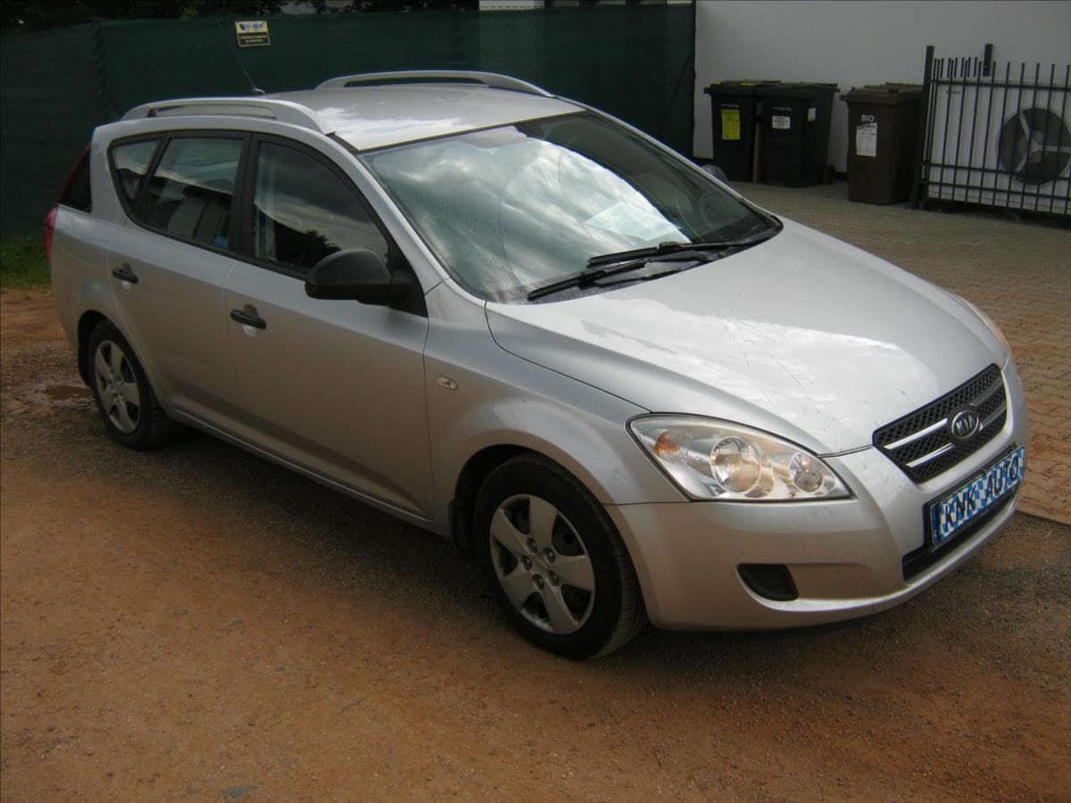 2008 Kia CEE'D - 13