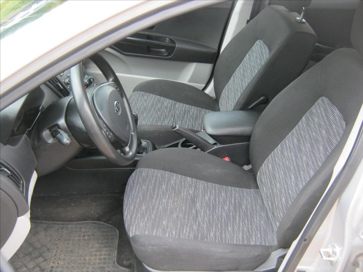 2008 Kia CEE'D - 16