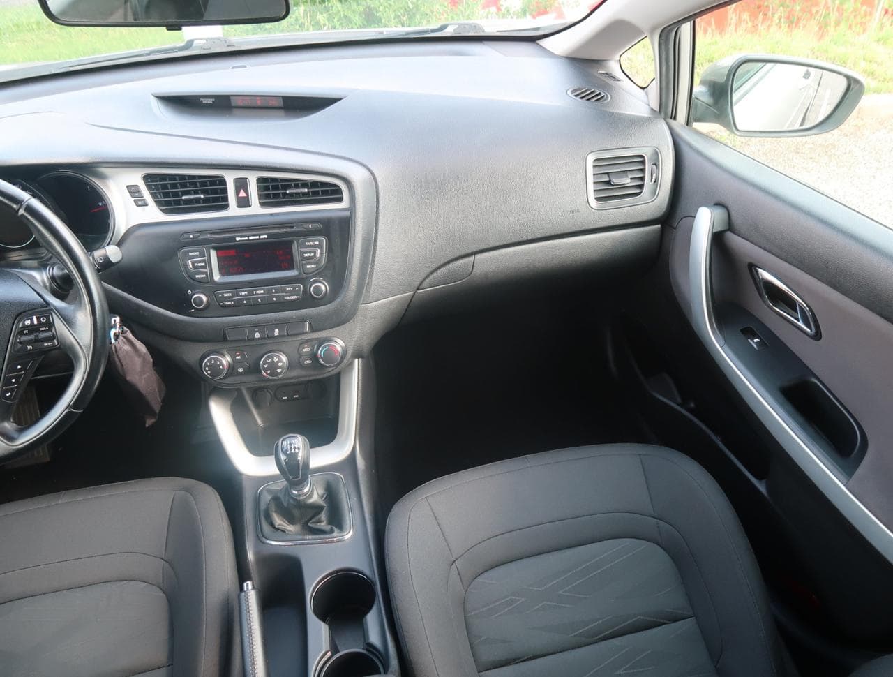 2014 Kia CEE'D - 21