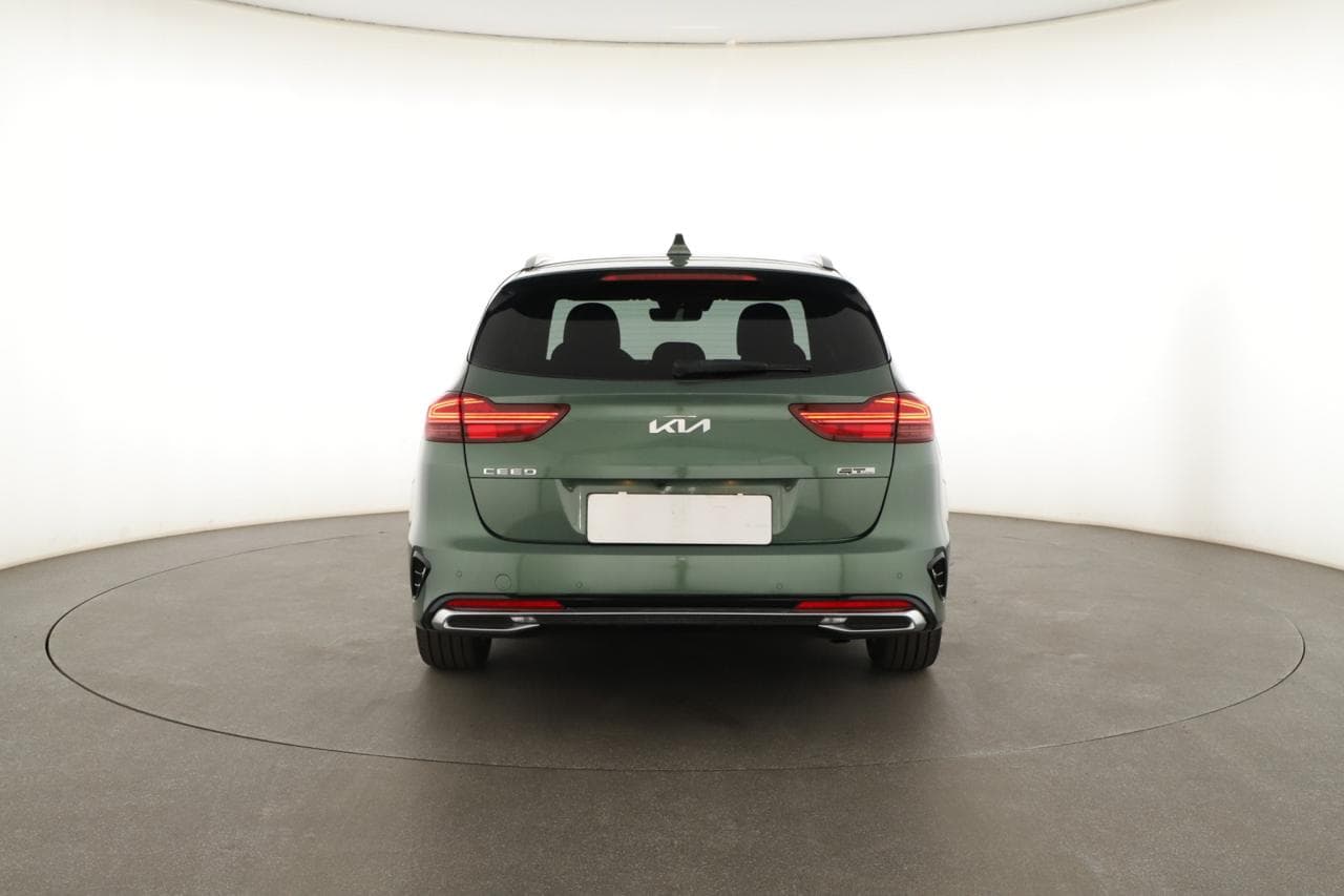2025 Kia CEE'D - 10