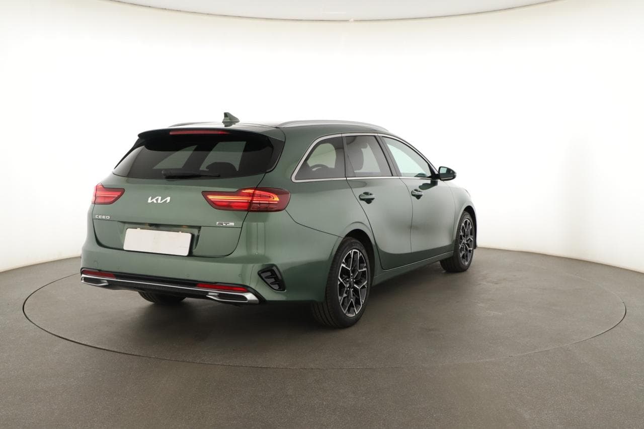 2025 Kia CEE'D - 12