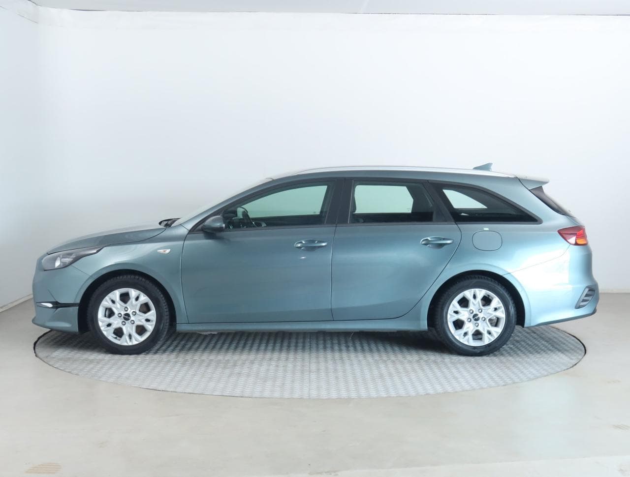 2023 Kia CEE'D - 4