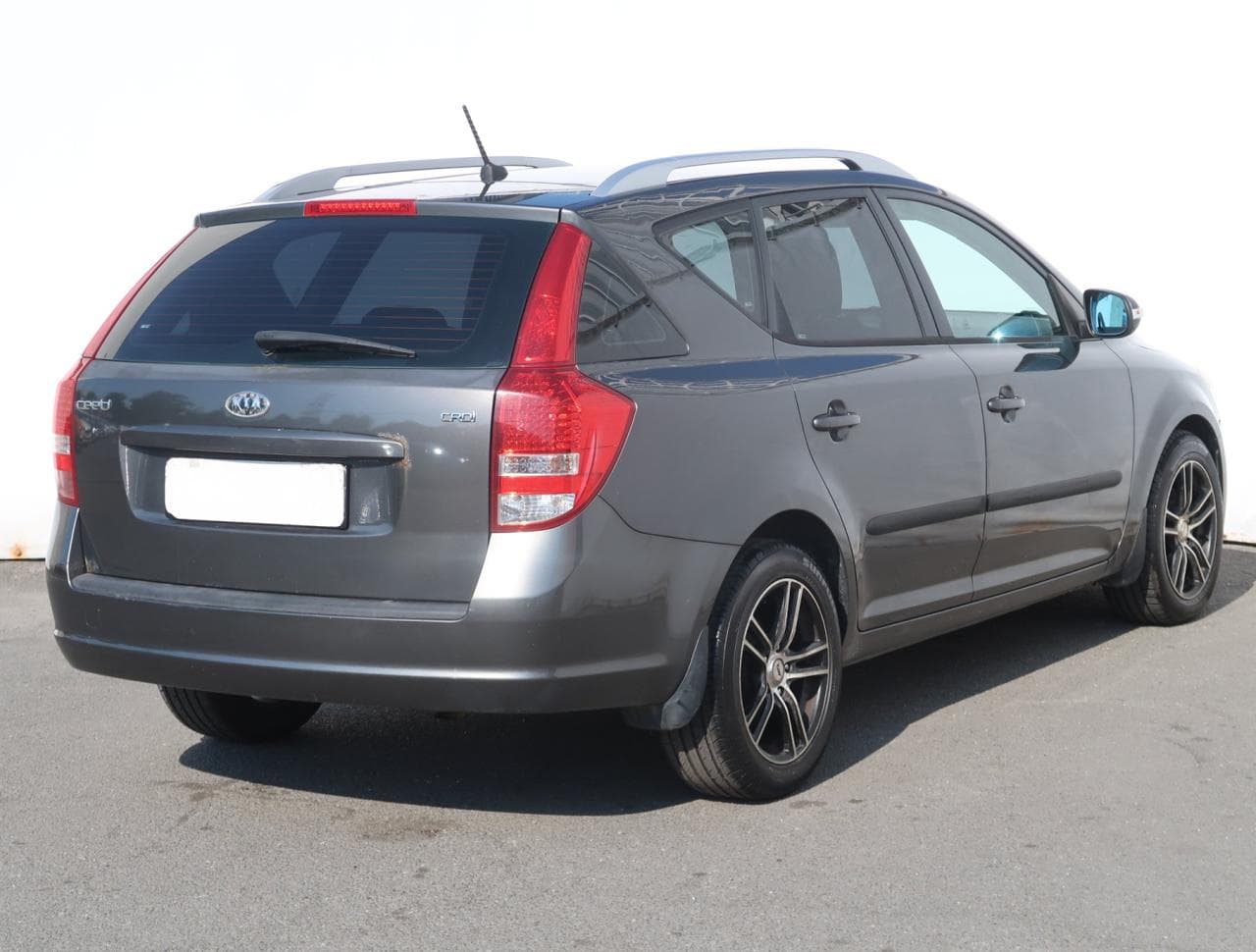 2010 Kia CEE'D - 11