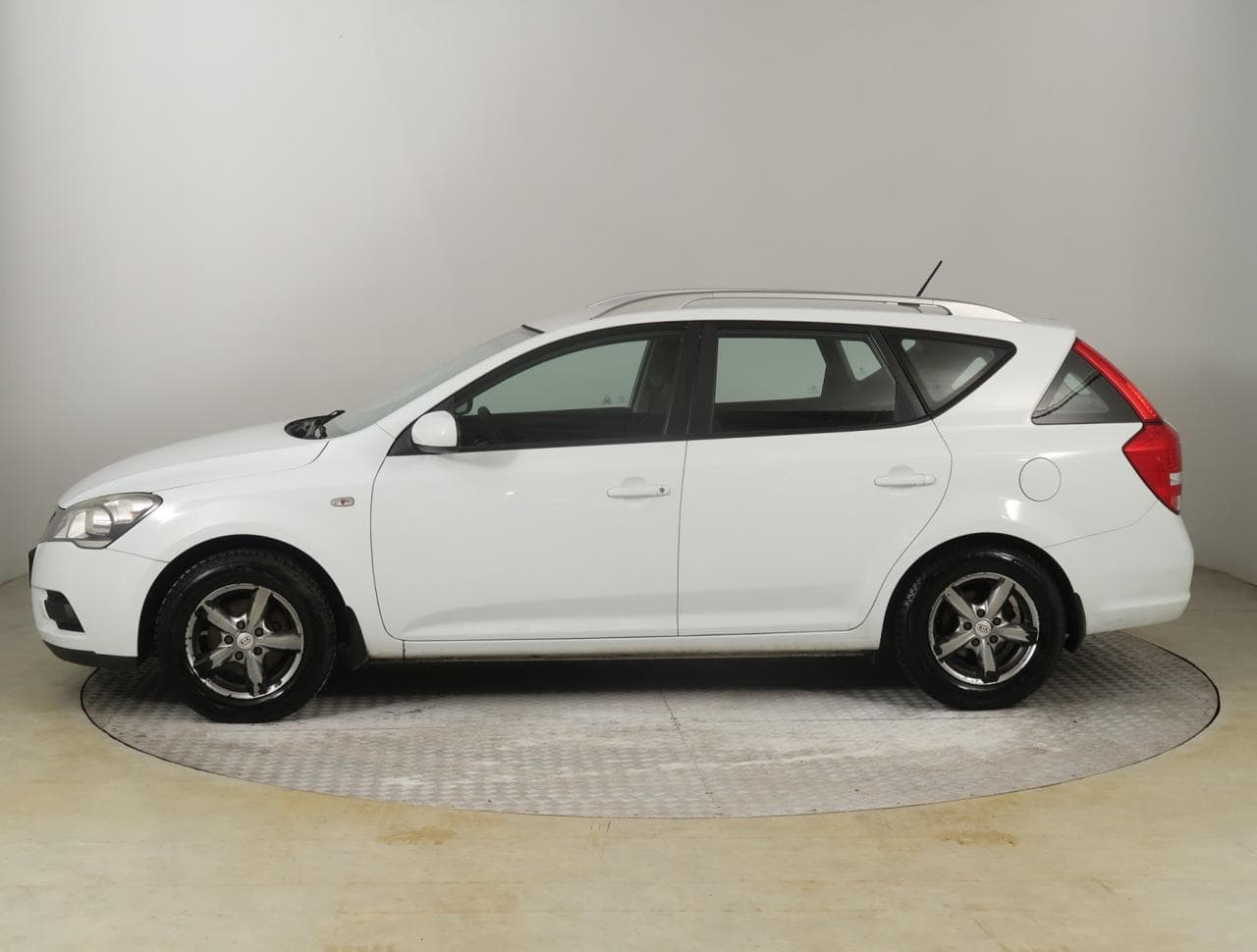 2010 Kia CEE'D - 7