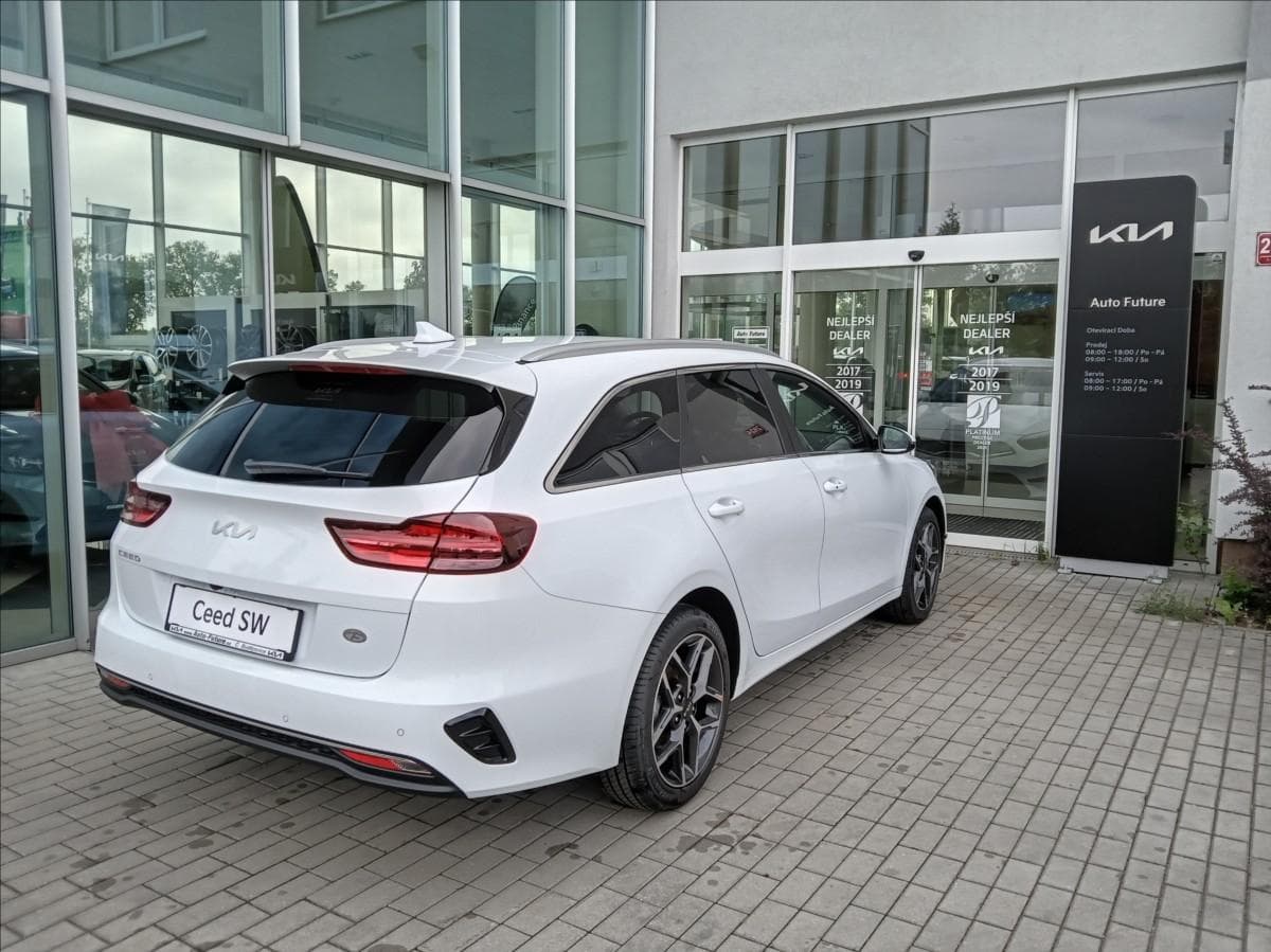 2025 Kia CEE'D - 4